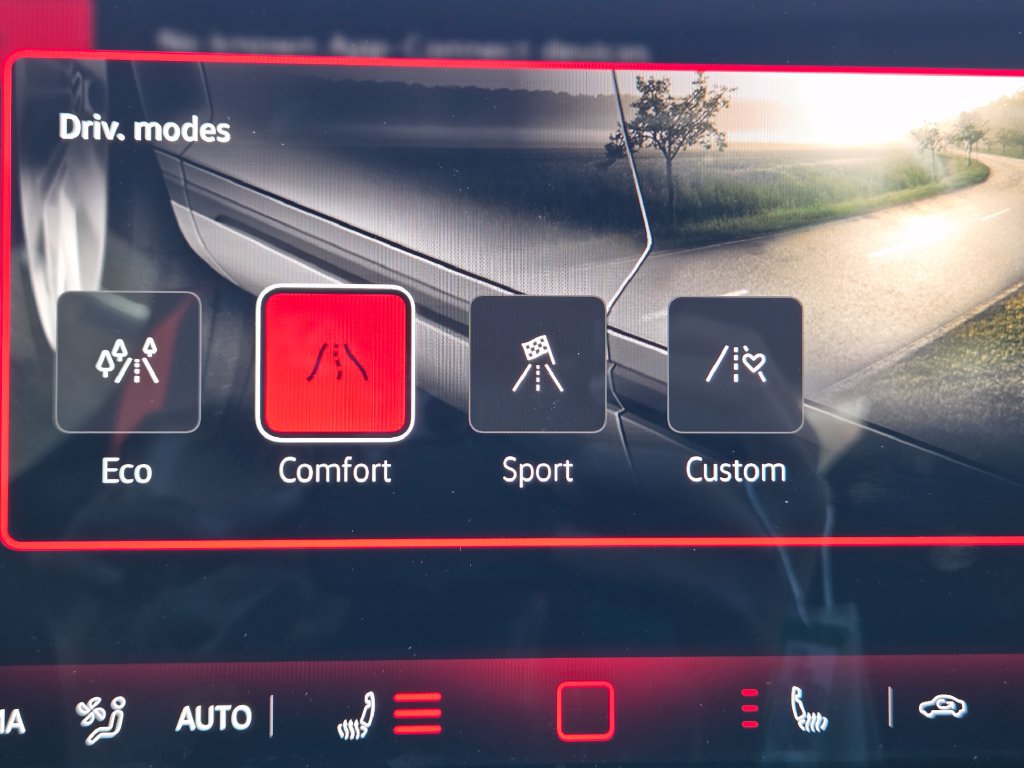 New 2026 Volkswagen GTI SE FWD image 26