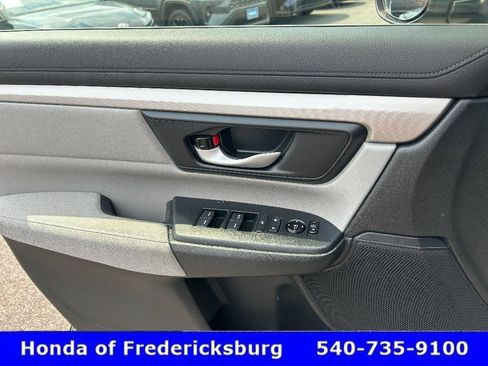 Certified 2017 Honda CR-V LX image 25