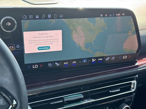 Used 2025 Chevrolet Traverse RS w/ LPO, Floor Liner Package image 24