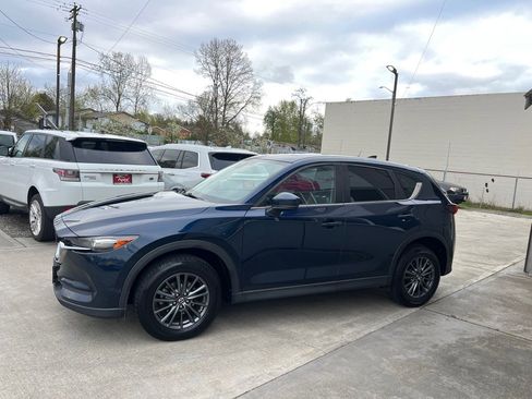 Used 2019 MAZDA CX-5 Touring image 4