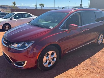 Used 2017 Chrysler Pacifica Touring-L Plus
