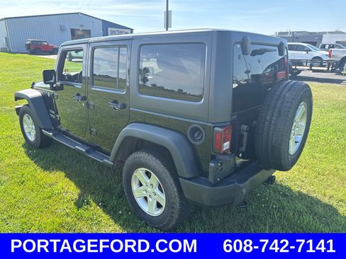 Used 2017 Jeep Wrangler Unlimited Sport w/ Quick Order Package 23S AWD/4WD image 4