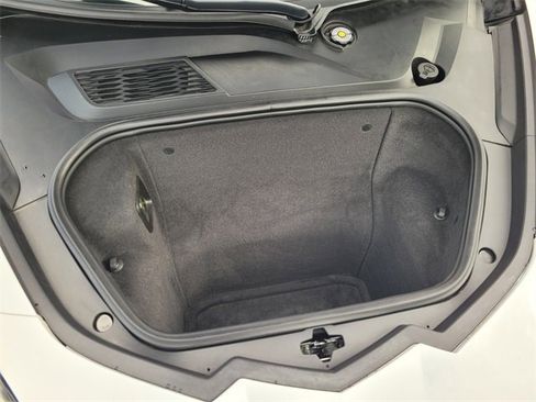 Used 2022 Chevrolet Corvette Stingray Premium Cpe w/ Z51 Performance Package image 26