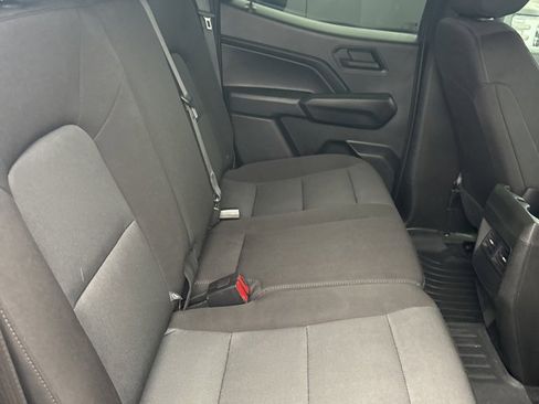 Used 2023 Chevrolet Colorado Trail Boss w/ Technology Package image 10