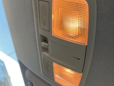 Used 2013 MAZDA MAZDA3 i SV image 36