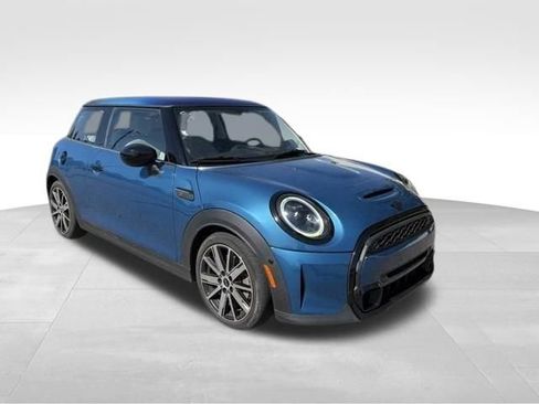 Used 2022 MINI Cooper S w/ Driver Assistance Package FWD image 12