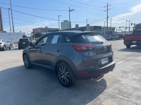 Used 2018 MAZDA CX-3 Touring w/ Preferred Equipment Package FWD image 4
