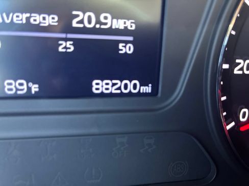 Used 2020 Kia Sorento L FWD image 17