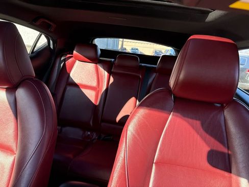 Used 2021 MAZDA MAZDA3 Hatchback w/Premium Plus Pkg image 20