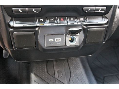 Used 2021 Chevrolet Silverado 1500 LT RWD image 12