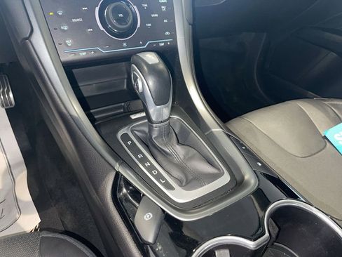 Used 2015 Ford Fusion Energi Titanium w/ Driver Assist Package image 32