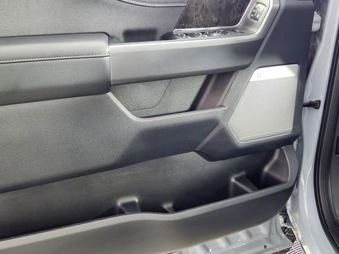 New 2026 Ford F350 Lariat w/ Black Appearance Package image 16