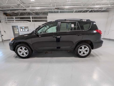 Used 2012 Toyota RAV4 4WD w/ Upgrade Value Pkg image 11