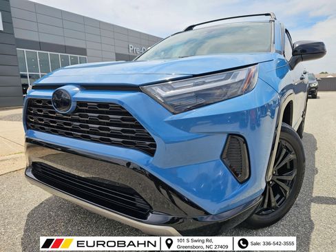 Used 2024 Toyota RAV4 SE AWD/4WD image 1
