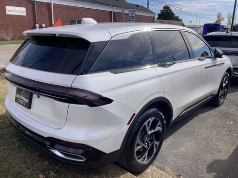 New 2026 Lincoln Nautilus Premier w/ Equipment Group 102A image 2