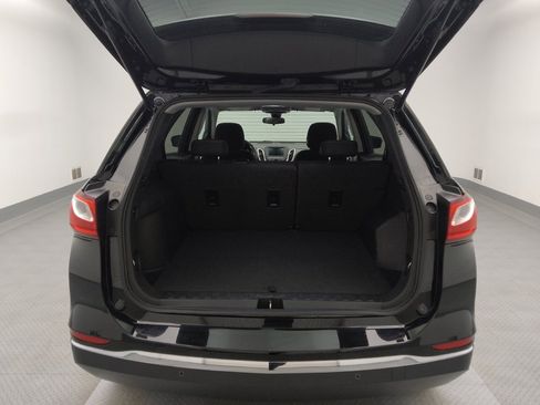 Used 2020 Chevrolet Equinox LT image 29