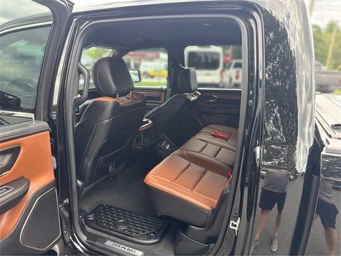 Used 2023 RAM 1500 Limited image 10