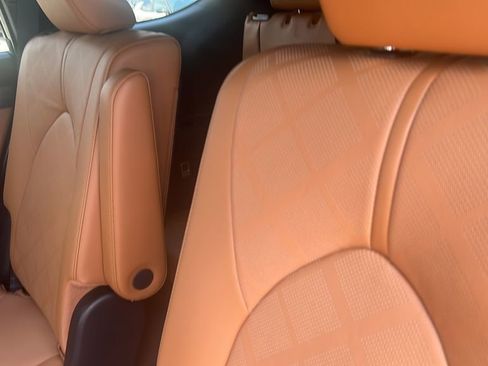 Used 2025 Toyota Highlander Platinum AWD/4WD image 5