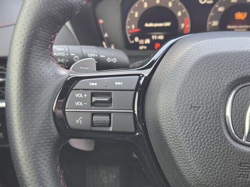 Certified 2025 Acura ADX A-Spec image 35