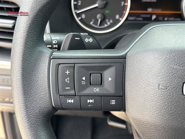 Used 2026 Nissan Rogue S FWD image 21