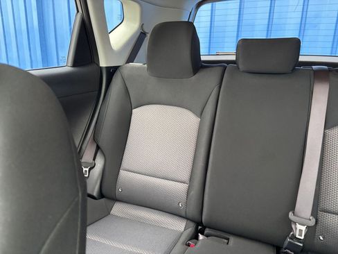 Used 2025 Kia Soul LX w/ LX Technology Package FWD image 37