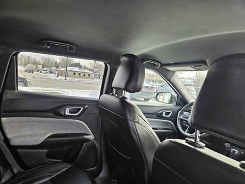 Used 2023 Jeep Compass Latitude w/ Convenience Group image 13