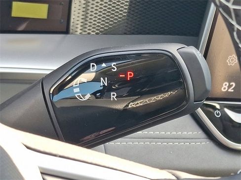 New 2026 Volkswagen Tiguan SE image 8