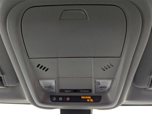 Used 2023 Chevrolet Equinox LT w/ Driver Convenience Package image 25