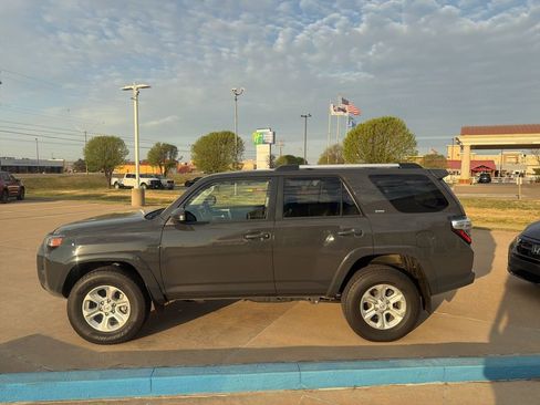 Used 2024 Toyota 4Runner SR5 image 5