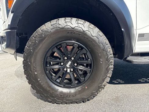 Used 2024 Ford F150 Raptor AWD/4WD image 6