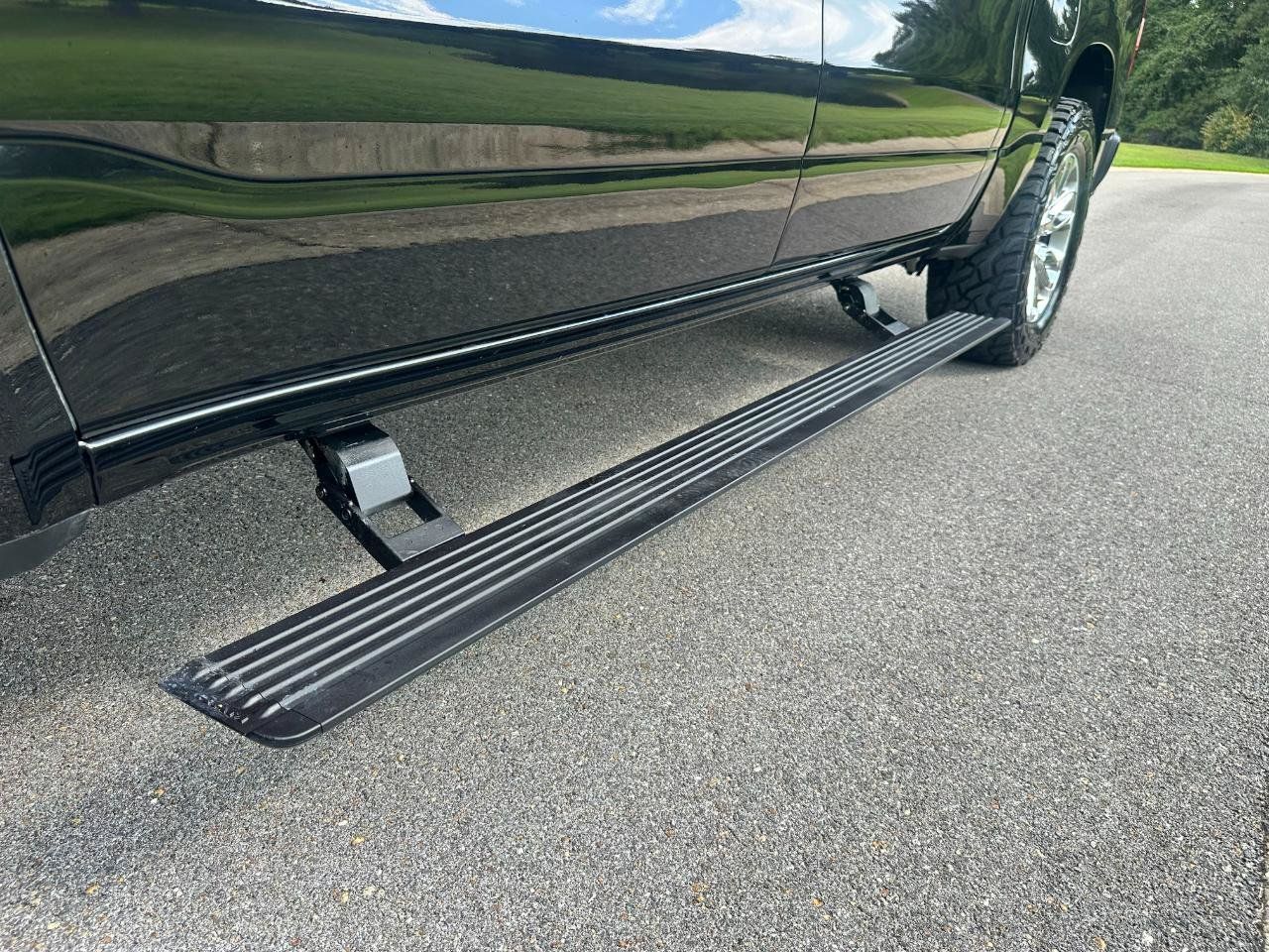 Used 2023 RAM 1500 Laramie AWD/4WD image 50