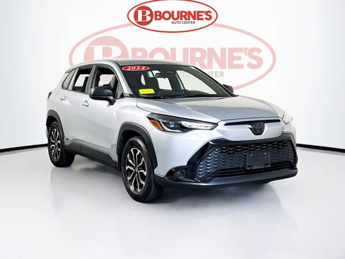 Used 2024 Toyota Corolla Cross AWD Hybrid image 1