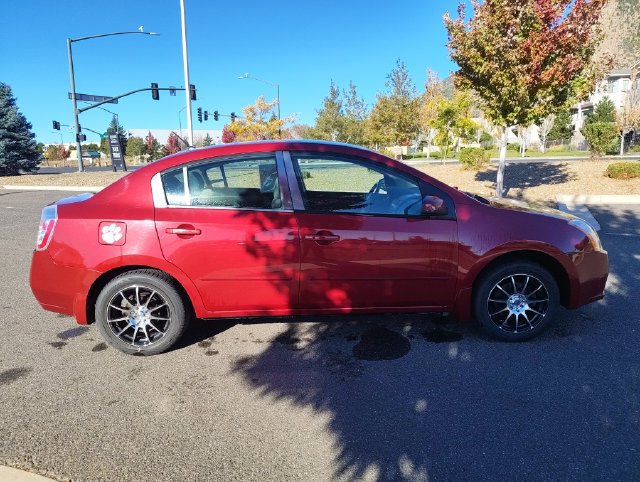 Used 2008 Nissan Sentra 2.0 S w/ Convenience Plus Pkg FWD image 2