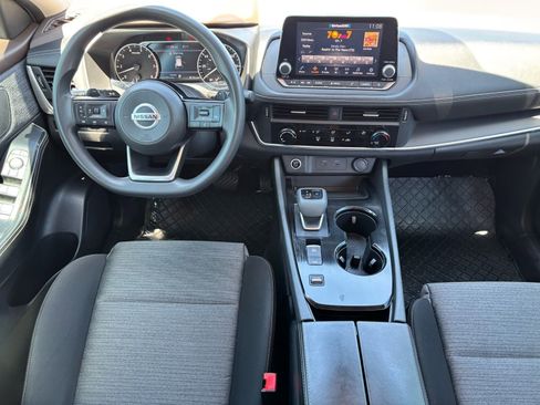 Used 2021 Nissan Rogue S FWD image 12