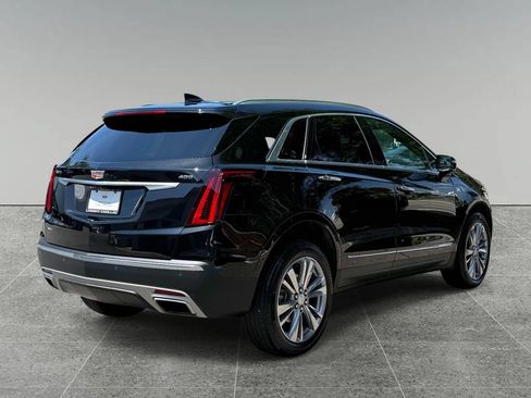 Used 2023 Cadillac XT5 Premium Luxury w/ Technology Package AWD/4WD image 10