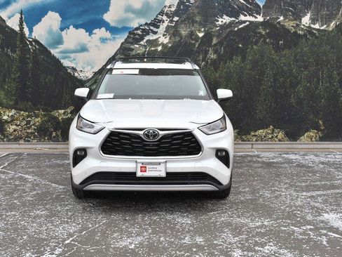 Certified 2021 Toyota Highlander Platinum image 5