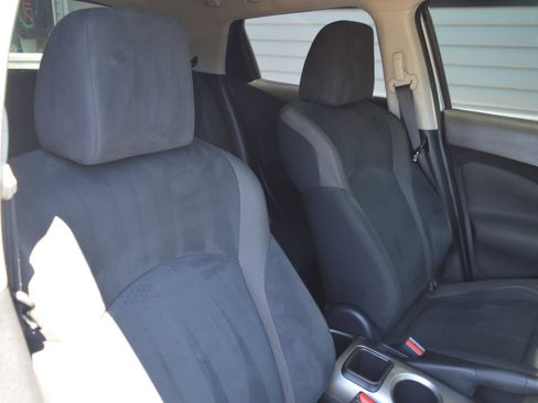 Used 2014 Nissan Juke SV AWD/4WD image 18