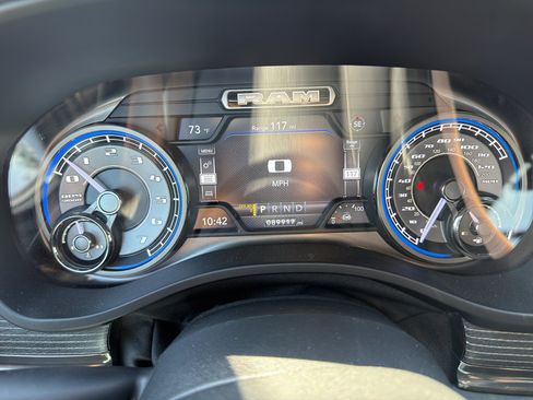 Used 2019 RAM 1500 Limited AWD/4WD image 8