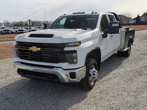 New 2025 Chevrolet Silverado 3500 W/T w/ WT Convenience Package image 3