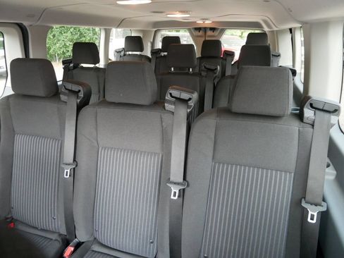Certified 2018 Ford Transit 350 XLT RWD image 11