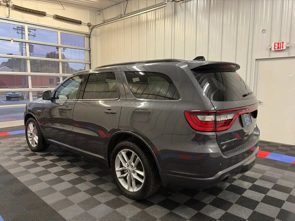 Used 2025 Dodge Durango R/T AWD/4WD image 6
