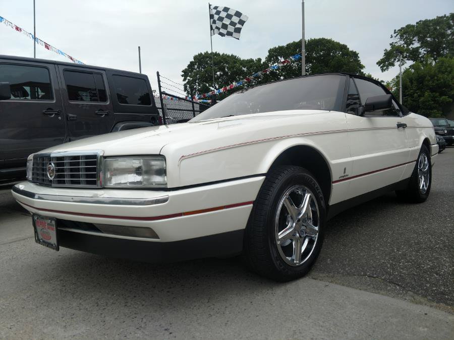 Used 1990 Cadillac Allante FWD image 38