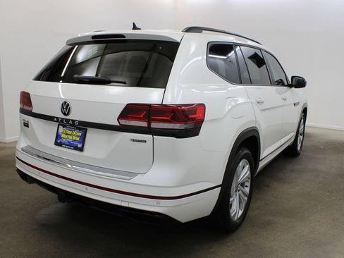 Used 2023 Volkswagen Atlas SEL R-Line AWD/4WD image 5
