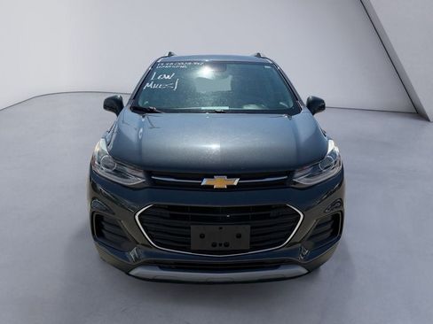 Used 2019 Chevrolet Trax LT w/ Driver Confidence Package FWD image 8