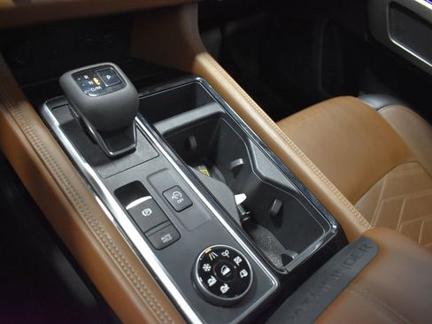 Certified 2023 Nissan Pathfinder Platinum image 20