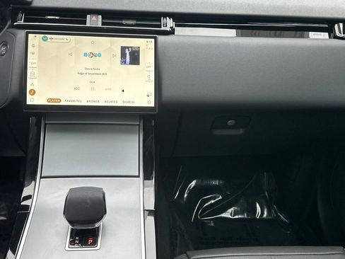 Certified 2025 Land Rover Range Rover Velar S AWD/4WD image 31