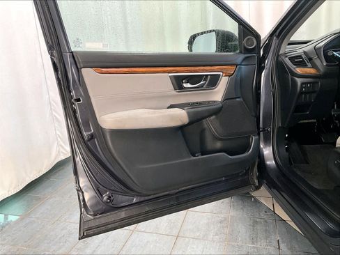 Used 2019 Honda CR-V EX image 9