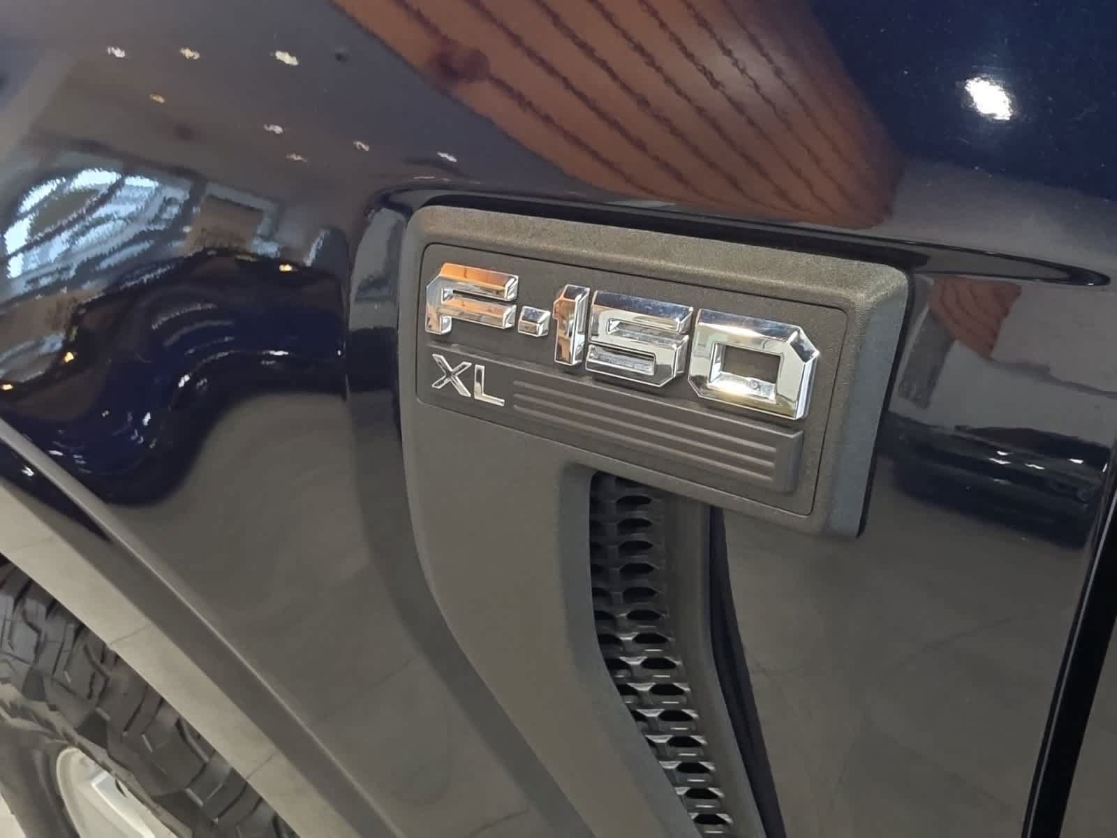 Used 2022 Ford F150 XL w/ Equipment Group 101A High RWD image 18