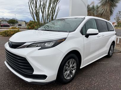 Certified 2024 Toyota Sienna LE