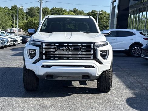 New 2026 GMC Canyon Denali w/ LPO, Black Badging Package AWD/4WD image 13